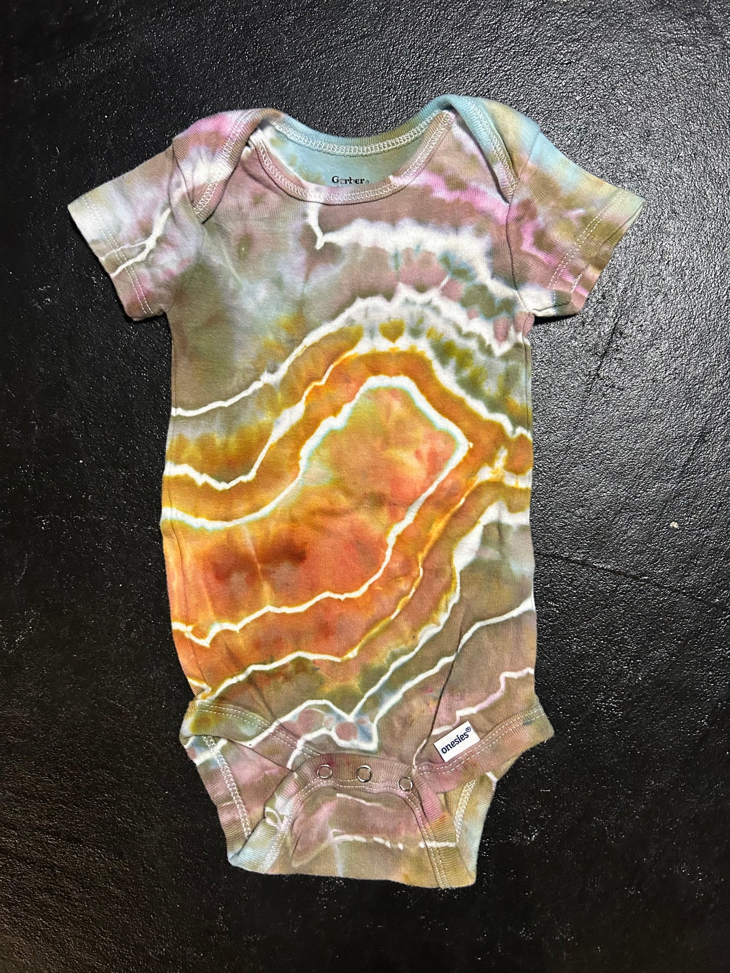 Infant 6-9M Onesie