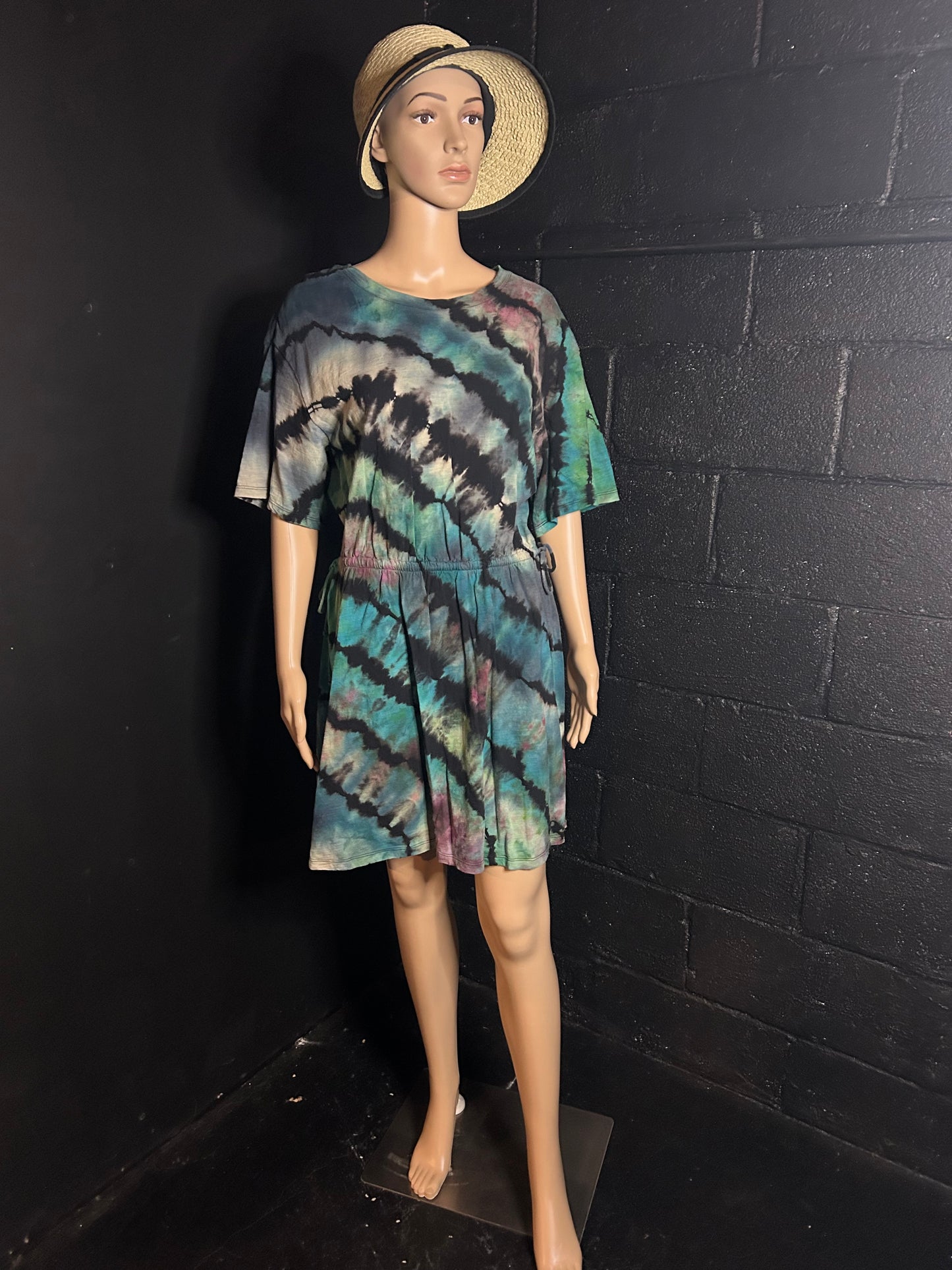 Adult Large Dress
