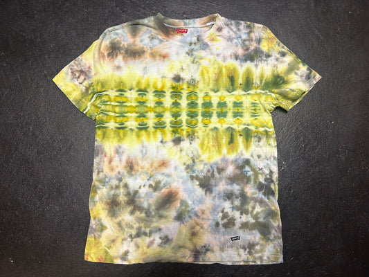 Adult Medium T-shirt