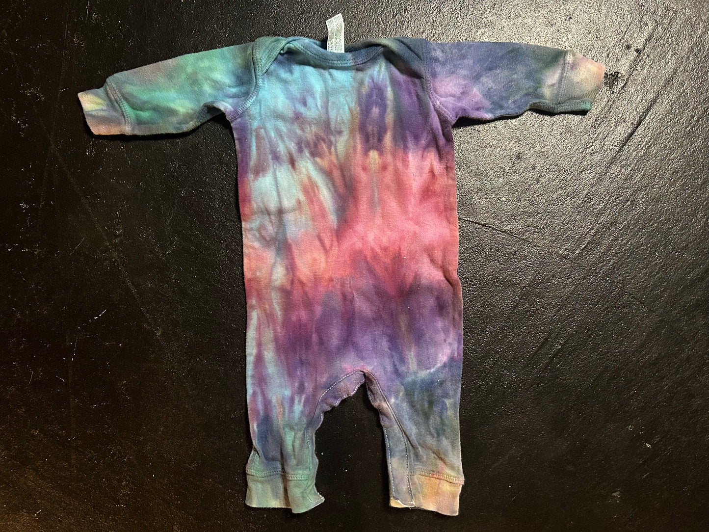 6M Infant Long Sleeve/Leg Onesie