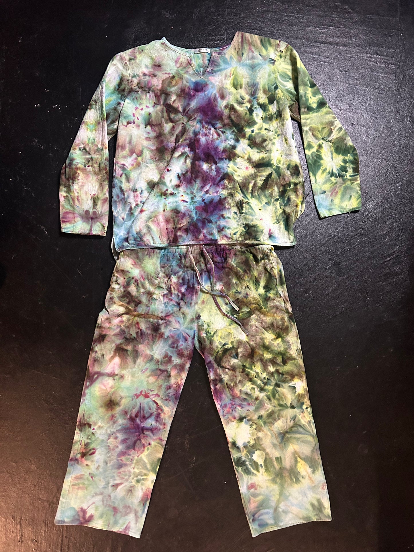 Adult X-Large Matching Set Pants and Shirt