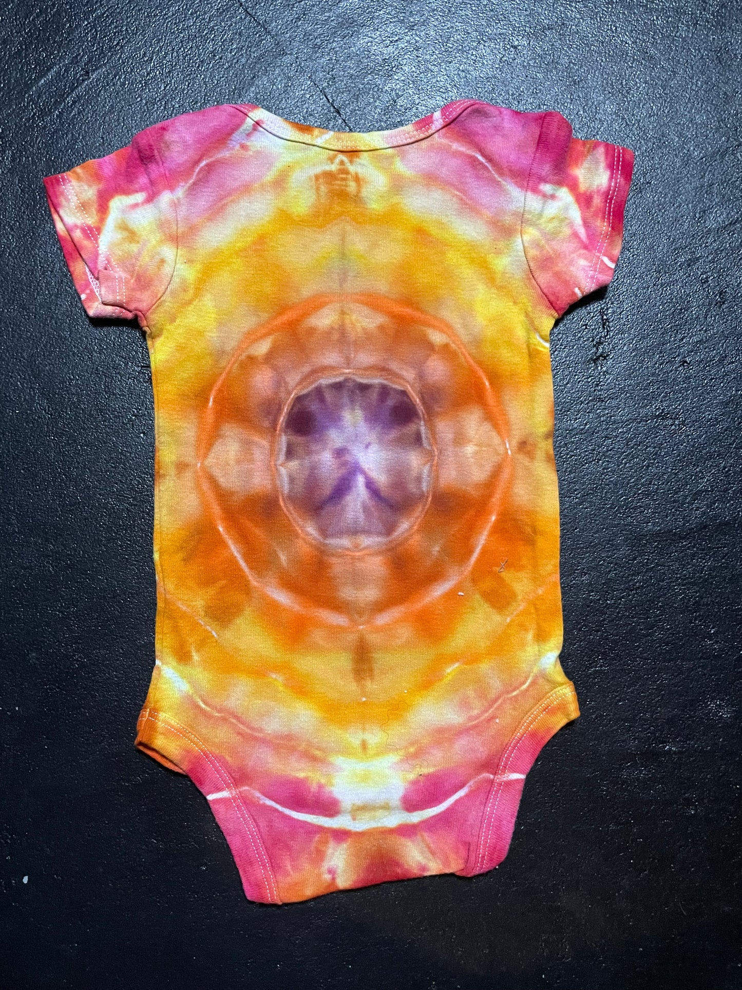 Infant 3-6M Onesie