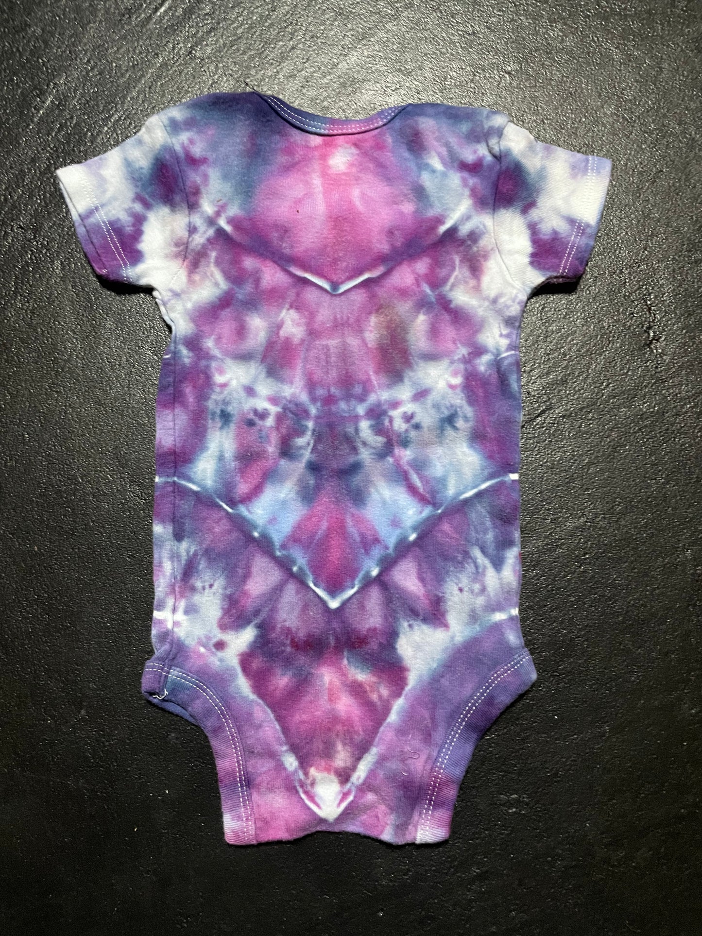 Infant 3-6M Onesie