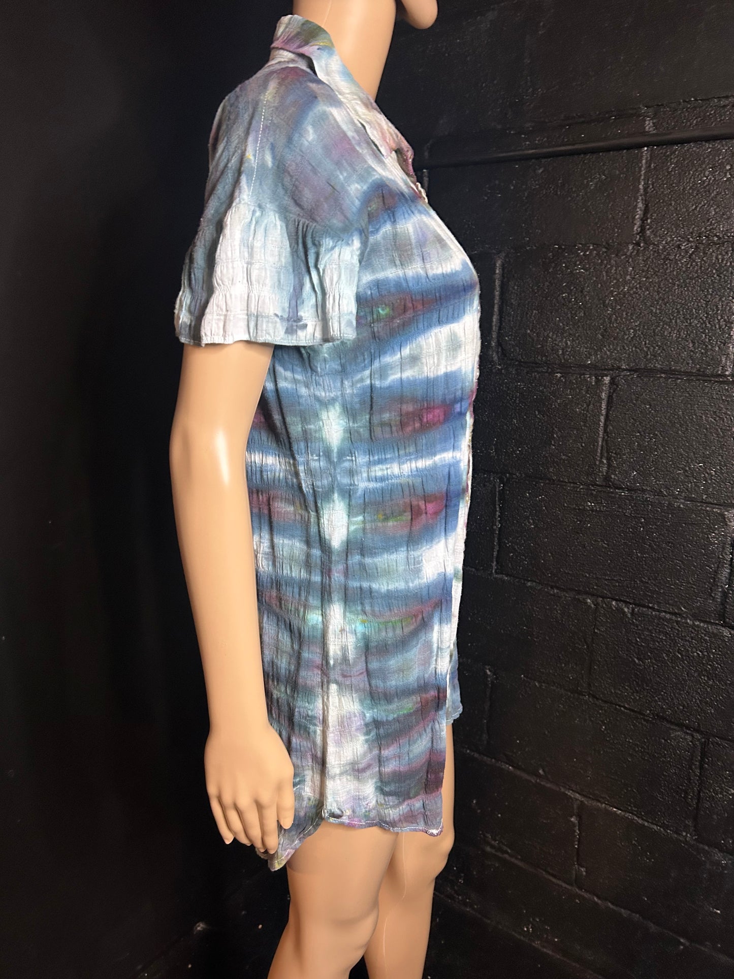 Adult Medium Shirt/Dress