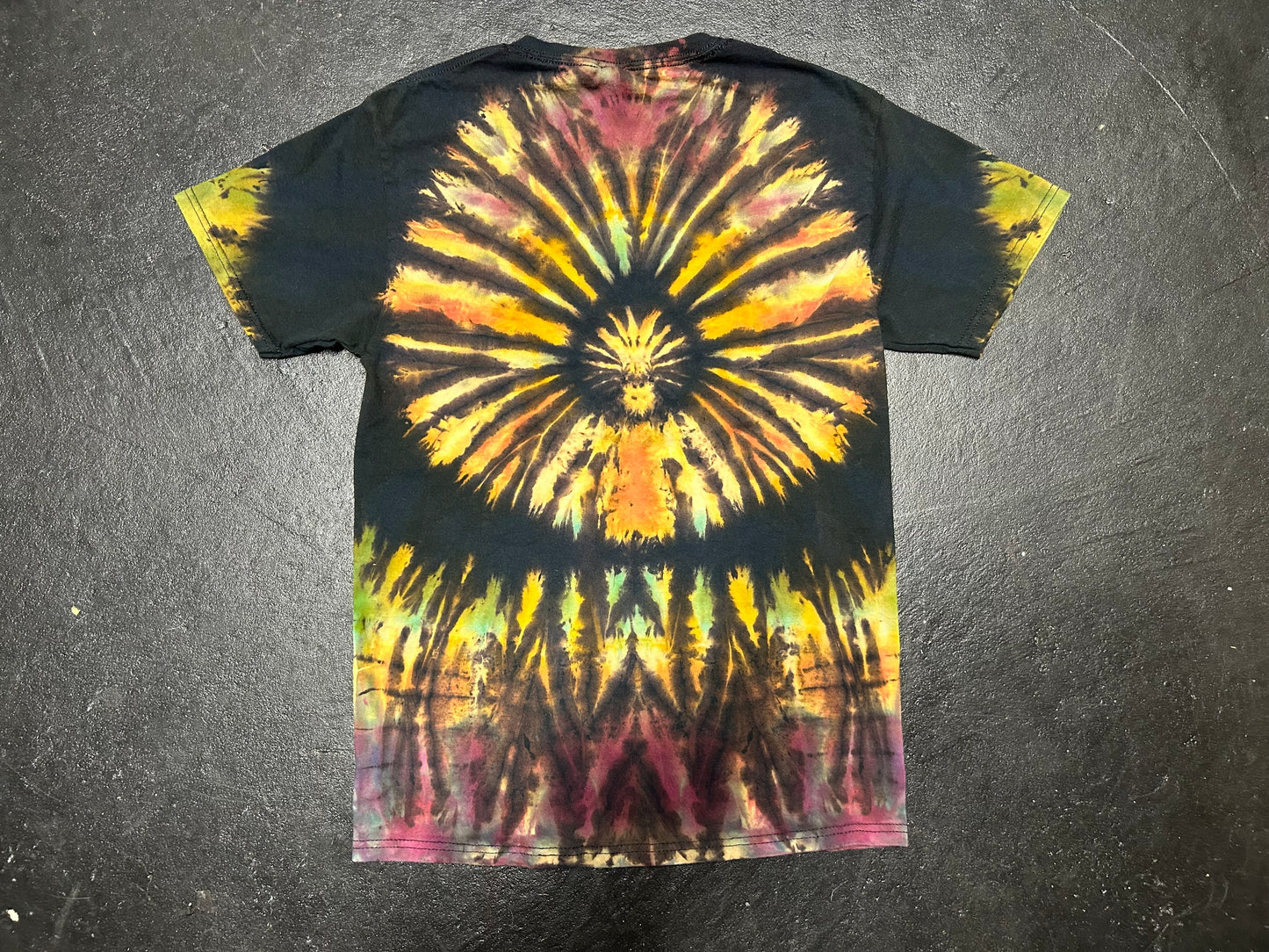 Adult Small T-shirt Reverse