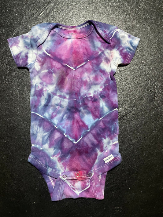 Infant 3-6M Onesie