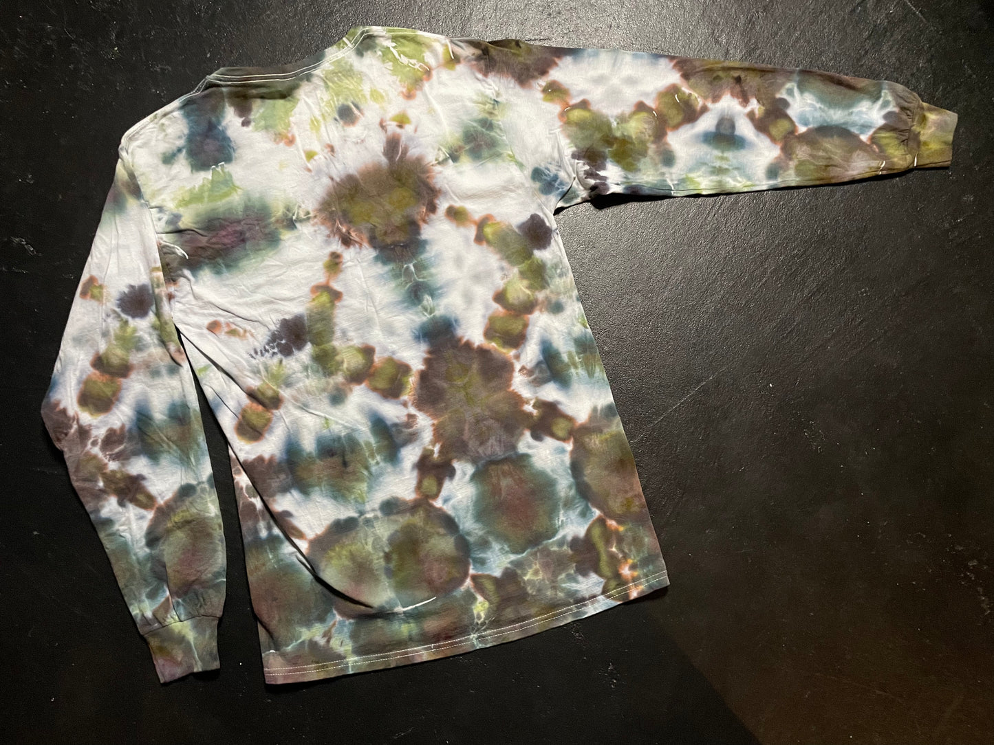 Adult Medium Long Sleeve T-shirt